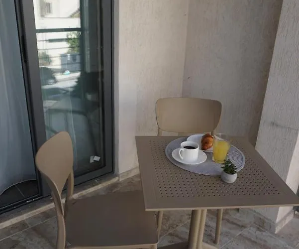 Korzo Paceville San Julián