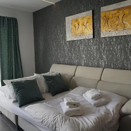 Korzo Paceville Apartament St. Julian's