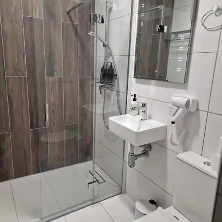 Korzo Paceville * San Ġiljan